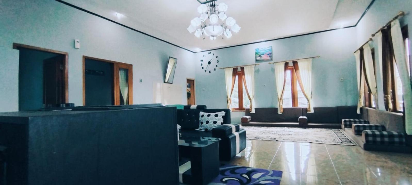 Villa Mutiara Citra Puncak Bu Eva Sampal Екстер'єр фото
