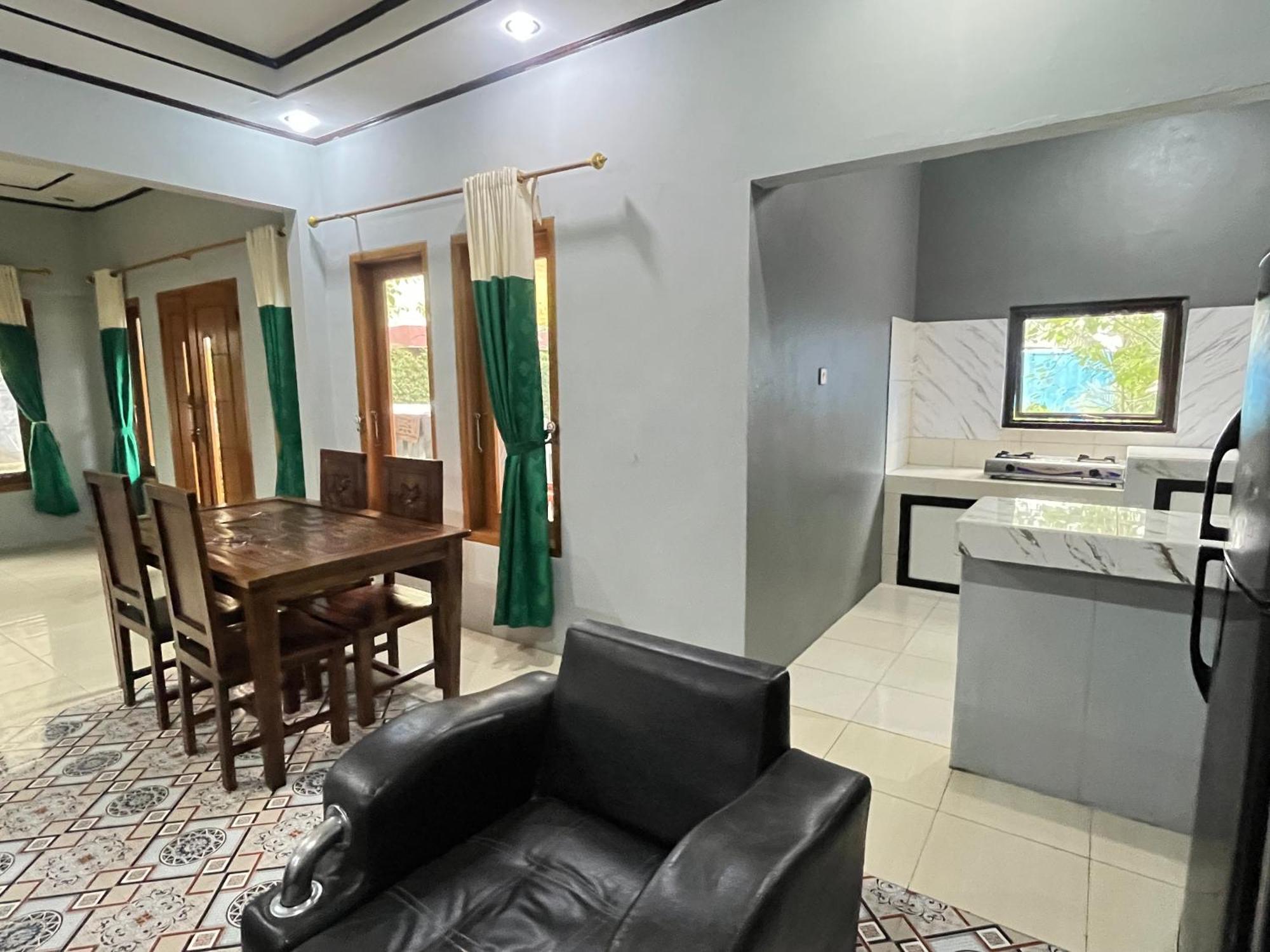 Villa Mutiara Citra Puncak Bu Eva Sampal Екстер'єр фото